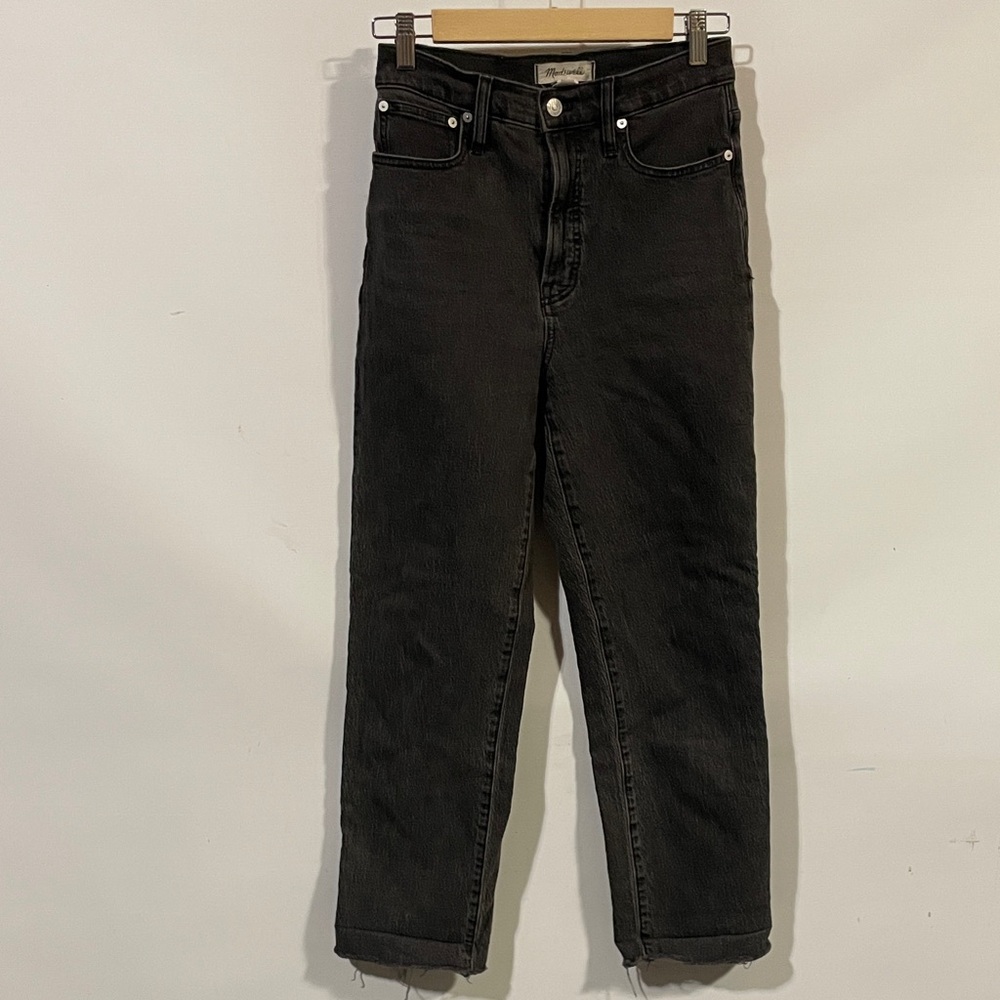 Madewell Straight-Leg Jeans in Black